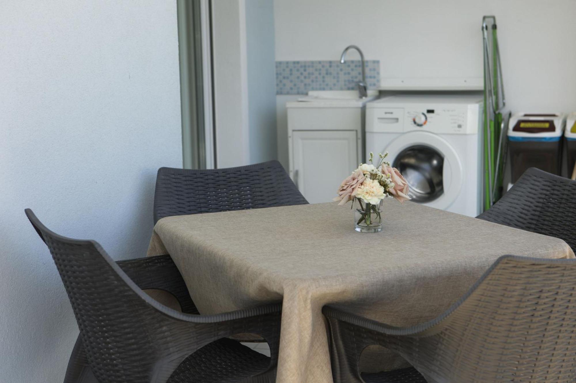 Residenze Roscioli Aparthotel Roseto Degli Abruzzi Exteriör bild
